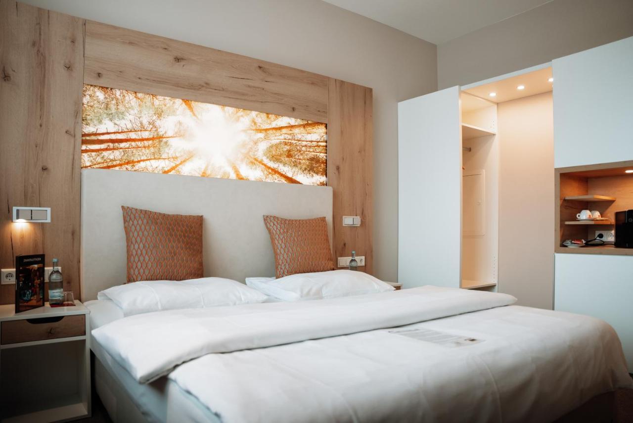 Centrale Hotel Und Restaurant Waldkraiburg Zewnętrze zdjęcie