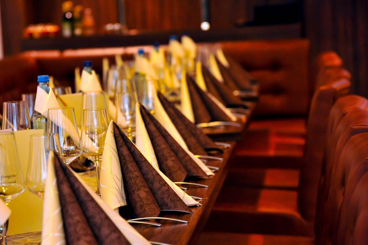 Centrale Hotel Und Restaurant Waldkraiburg Zewnętrze zdjęcie